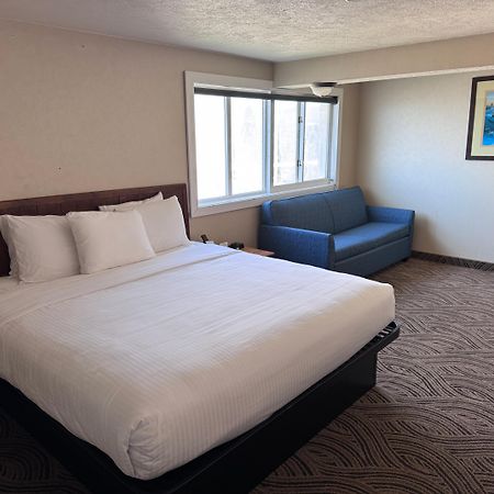 Promenade Inn & Suites Oceanfront Seaside Extérieur photo