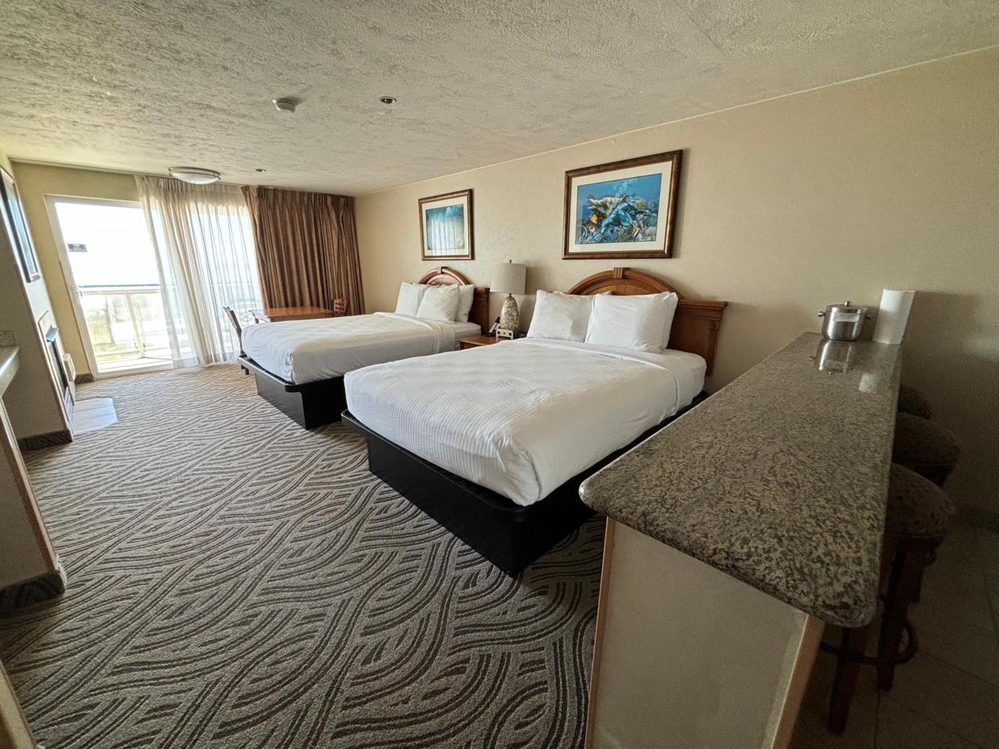 Promenade Inn & Suites Oceanfront Seaside Extérieur photo