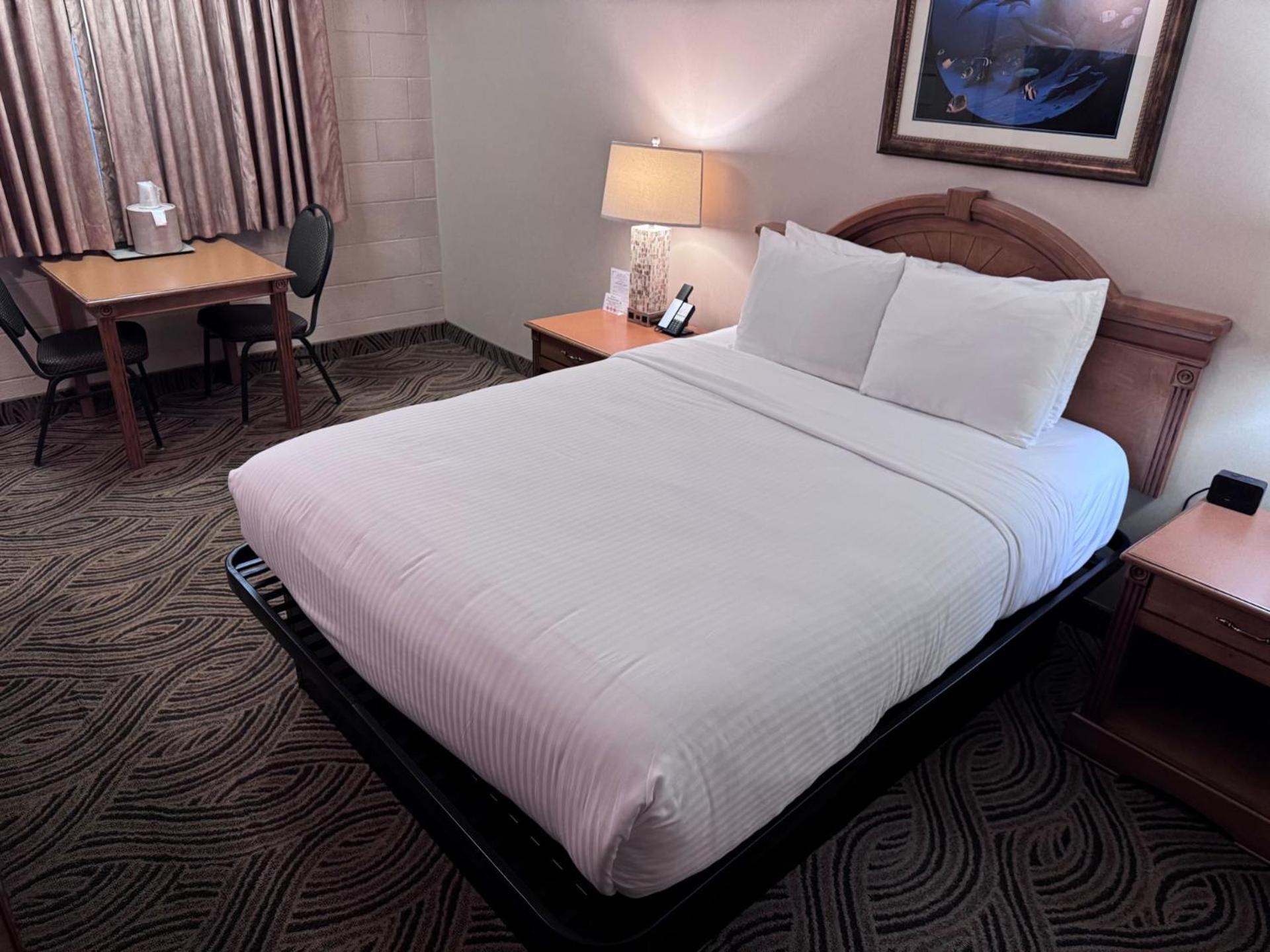Promenade Inn & Suites Oceanfront Seaside Extérieur photo
