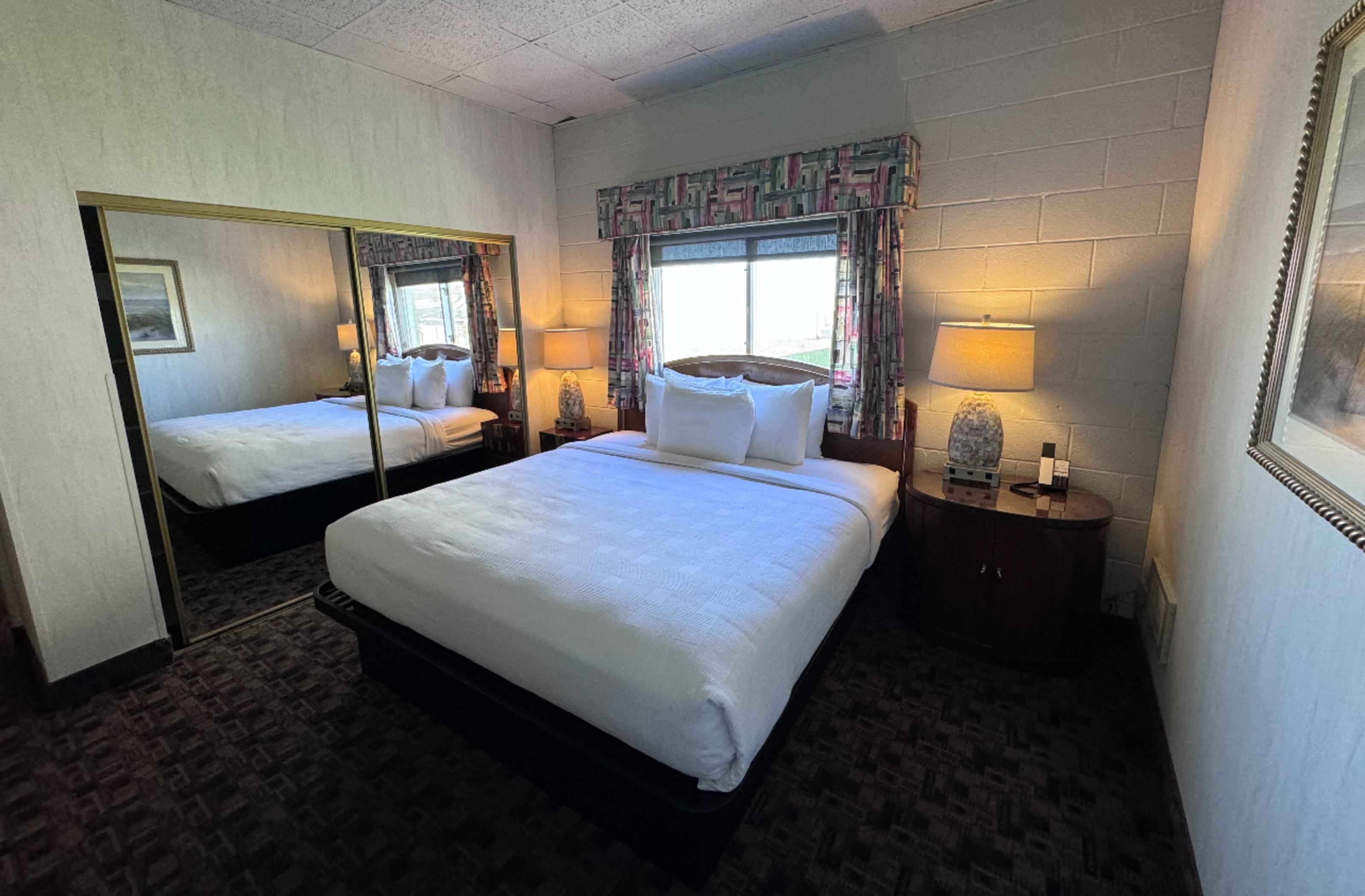 Promenade Inn & Suites Oceanfront Seaside Extérieur photo