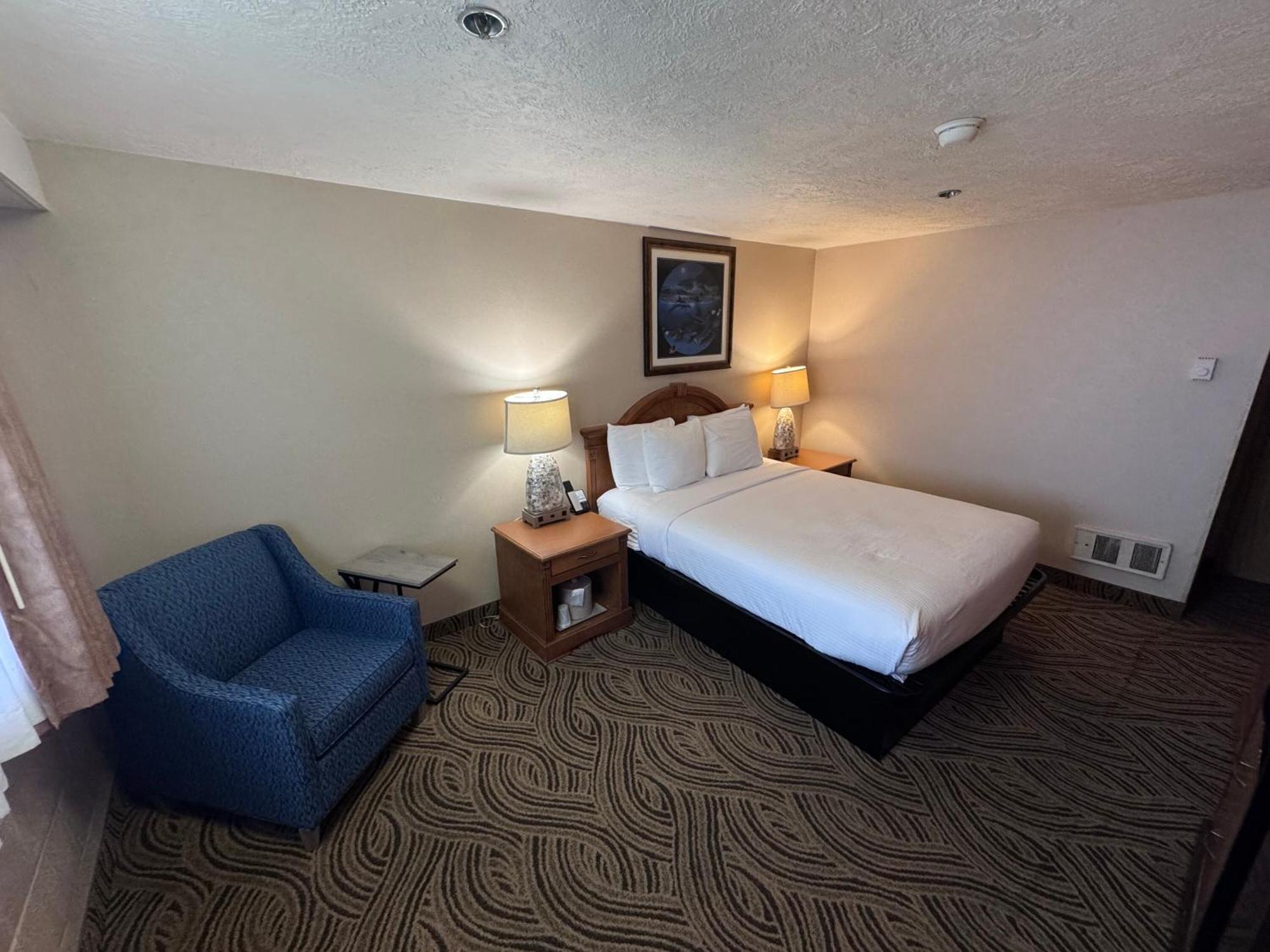 Promenade Inn & Suites Oceanfront Seaside Extérieur photo