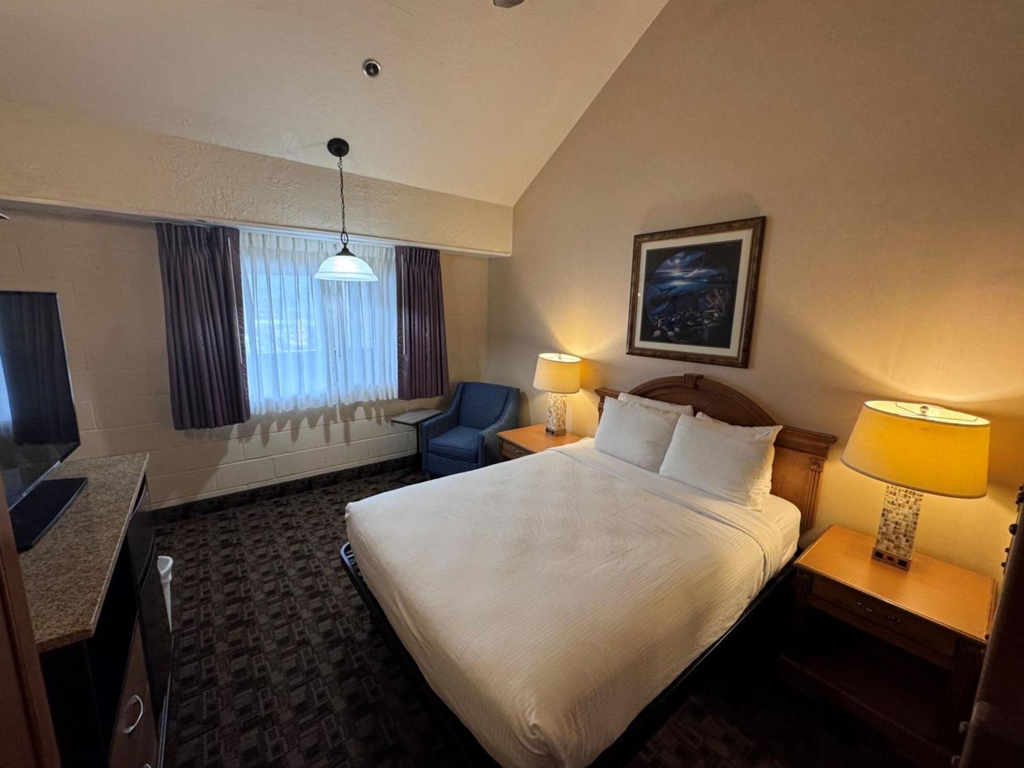 Promenade Inn & Suites Oceanfront Seaside Extérieur photo