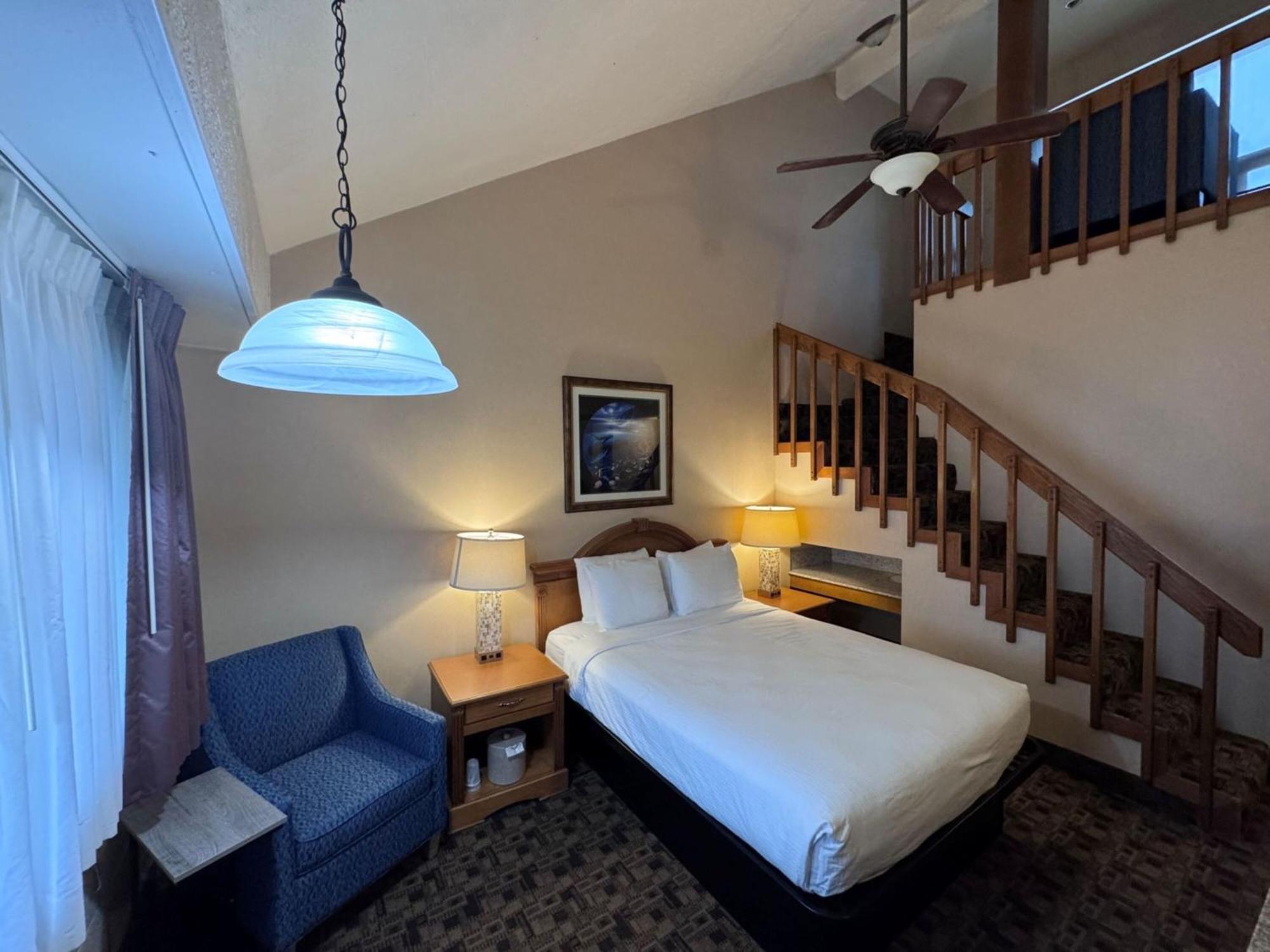 Promenade Inn & Suites Oceanfront Seaside Extérieur photo